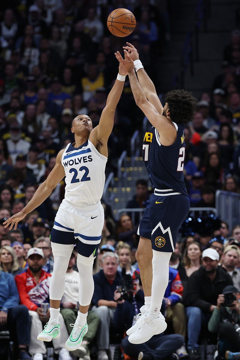 Jaylen Clark on-ball defense